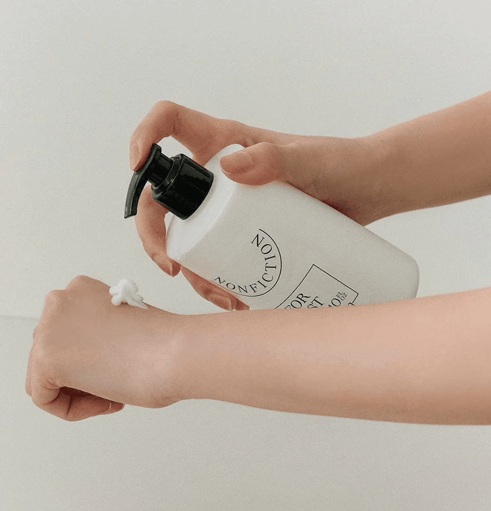 image of applying hand lotion